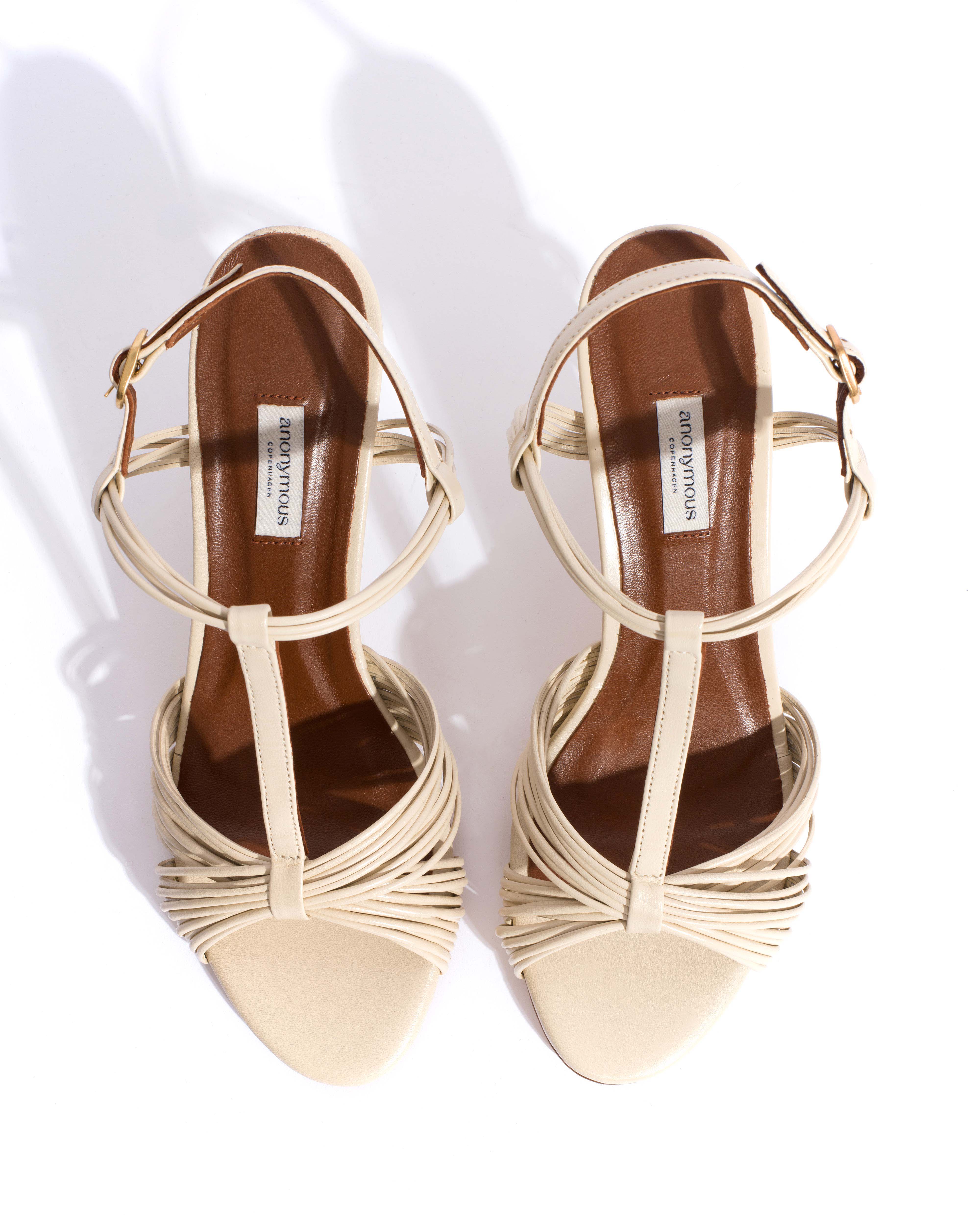 Alessandra 75 Shiny lamb White sand - Image 5