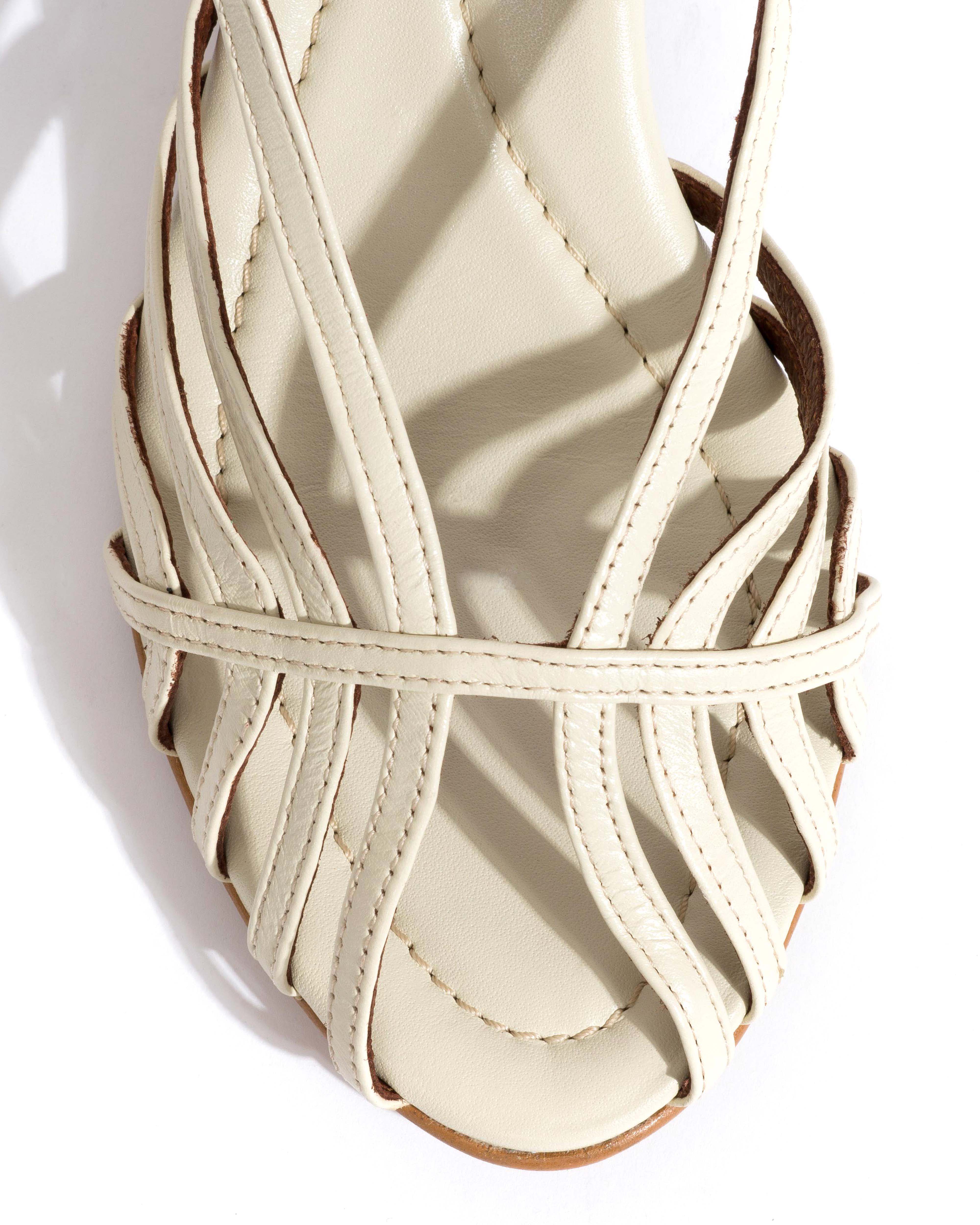 Briddie 50 Shiny lamb White sand - Image 5