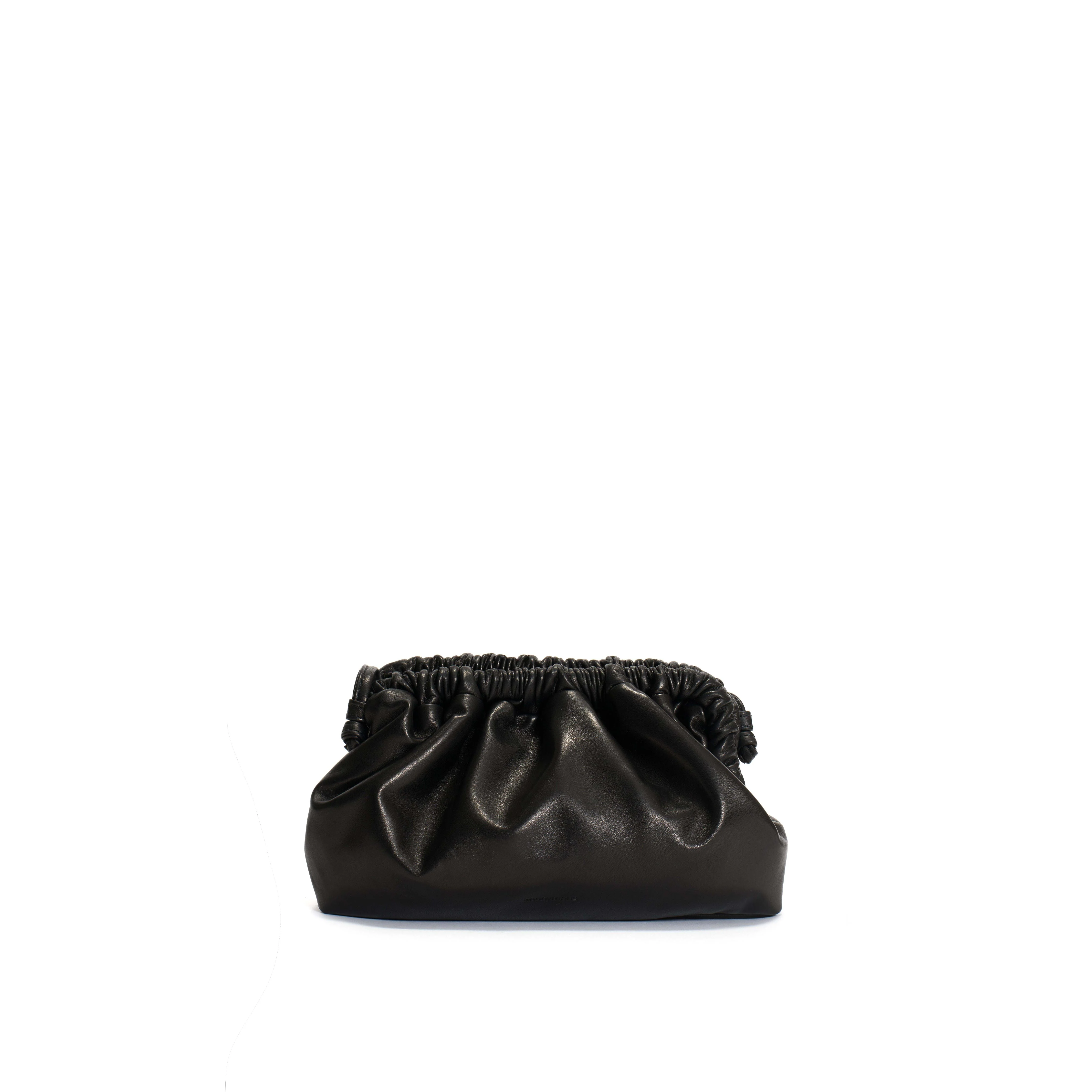 Hally petite cloud bag Shiny lamb Black