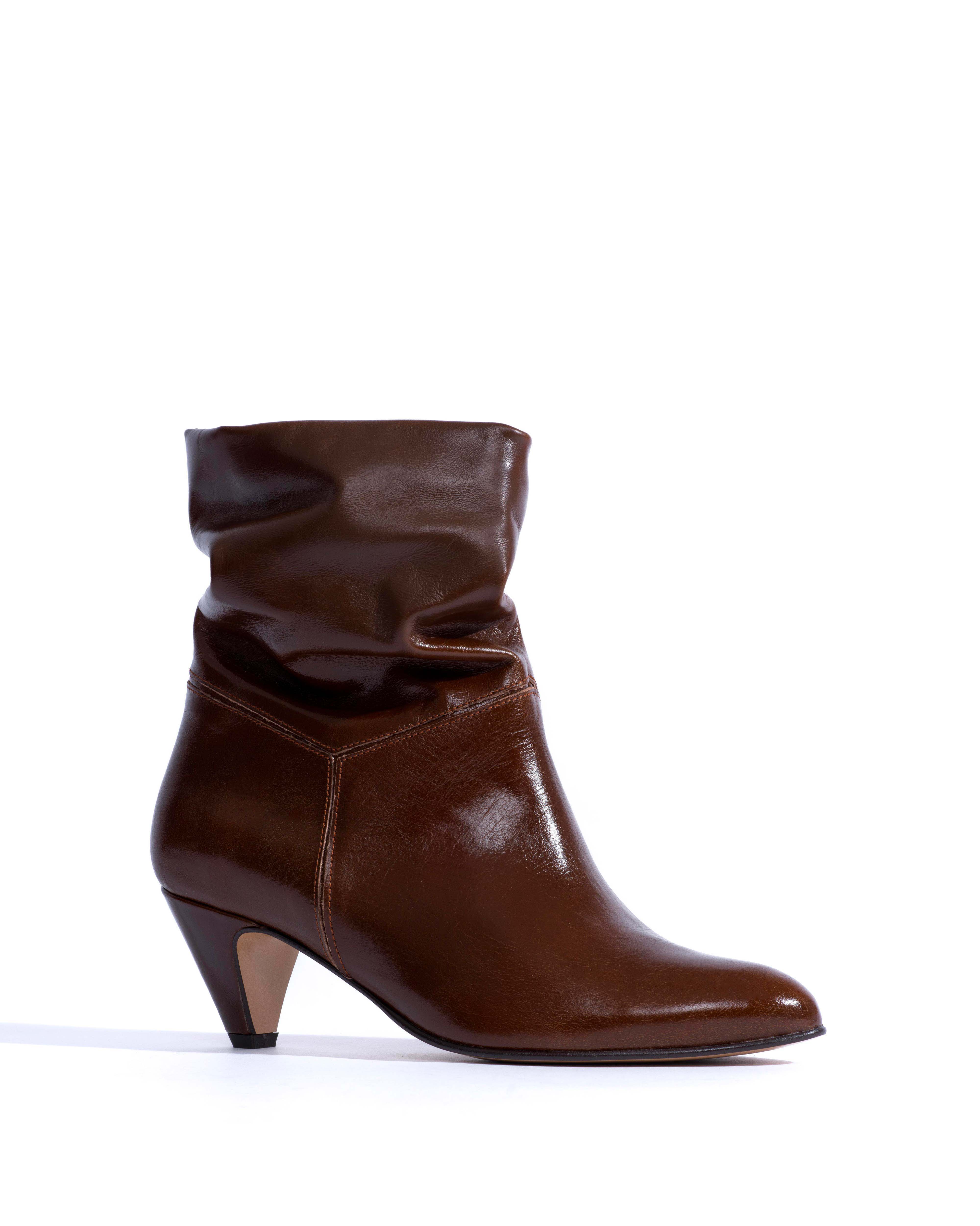 Jassi 50 stiletto Crinkled polished goat Caramel brown - Image 2