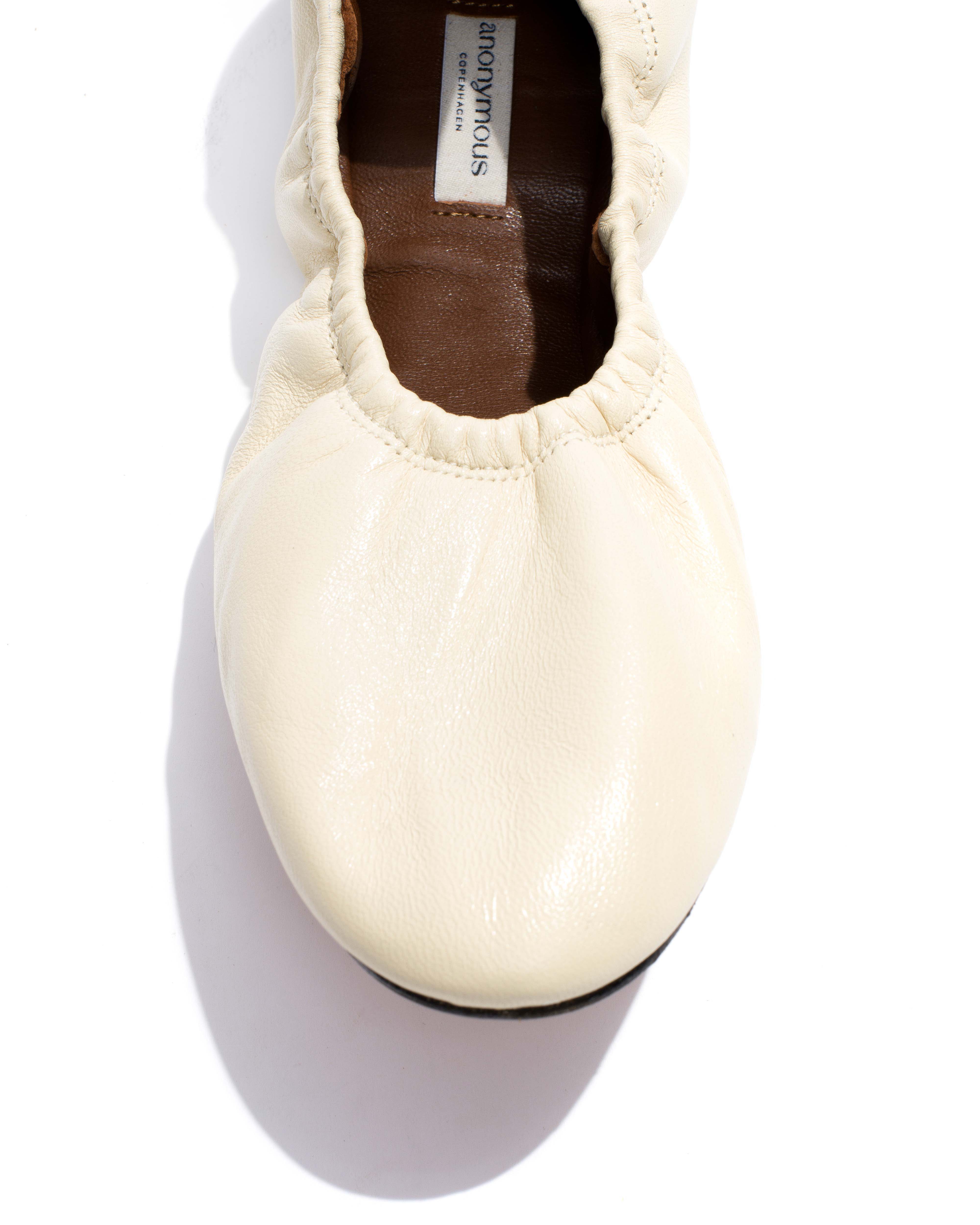 Mirelda Silky lamb White sand - Image 6