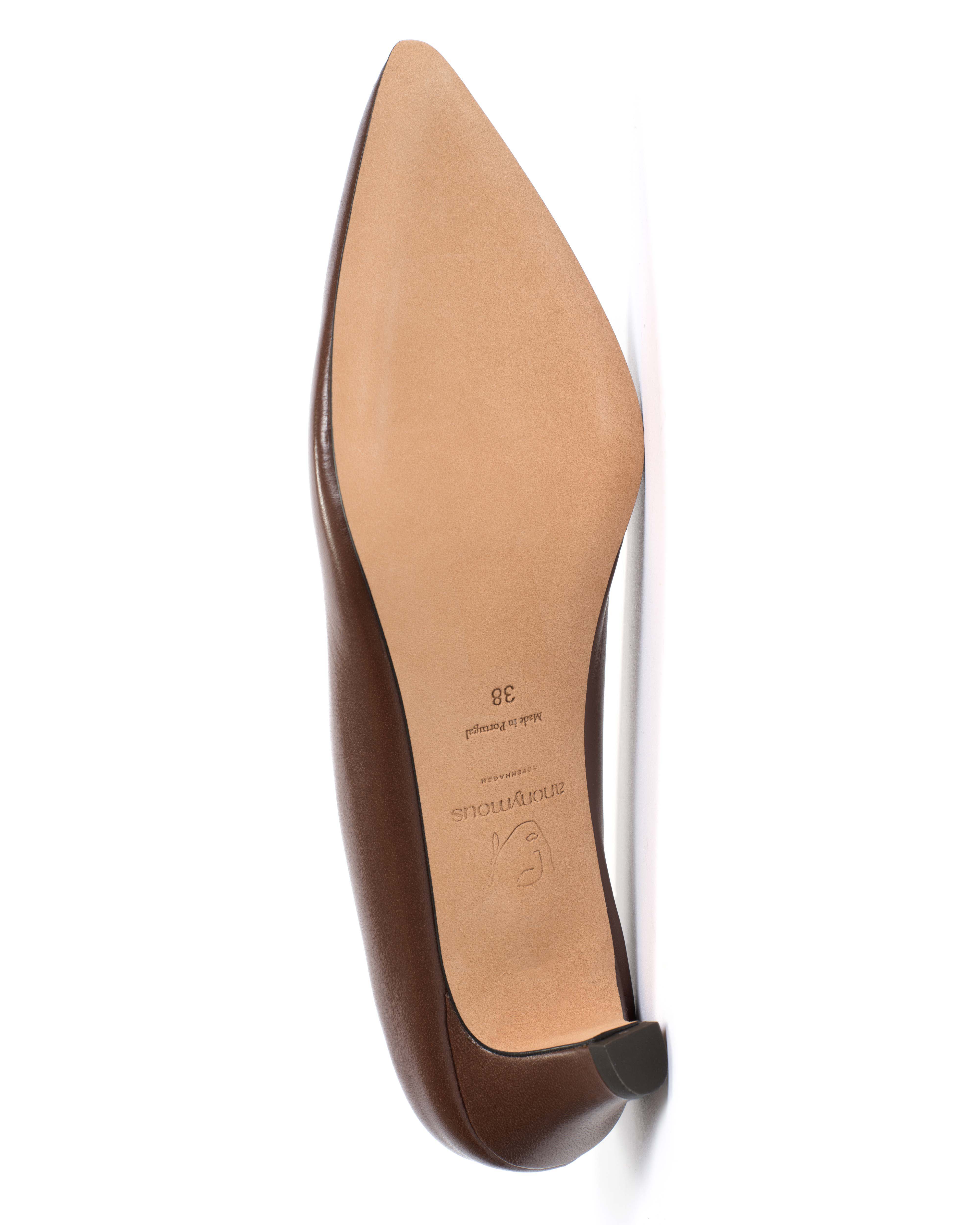 Trini 40 stiletto Shiny lamb Chocolate - Image 8